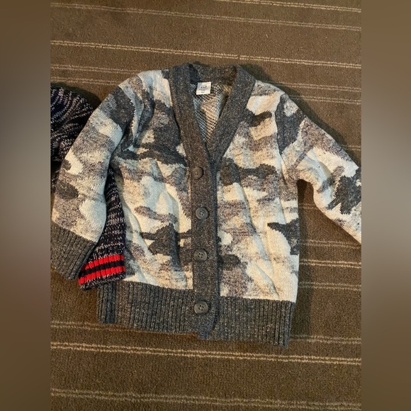 Kids' Multicolor Cardigan Set - Picture 3 of 8